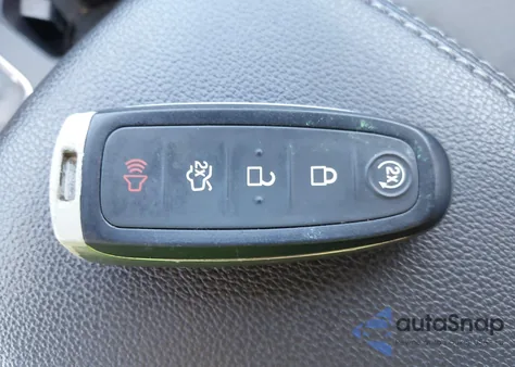 2019 Ford Escape Se from USA, damaged, VIN 1FMCU9GD3KUB04410